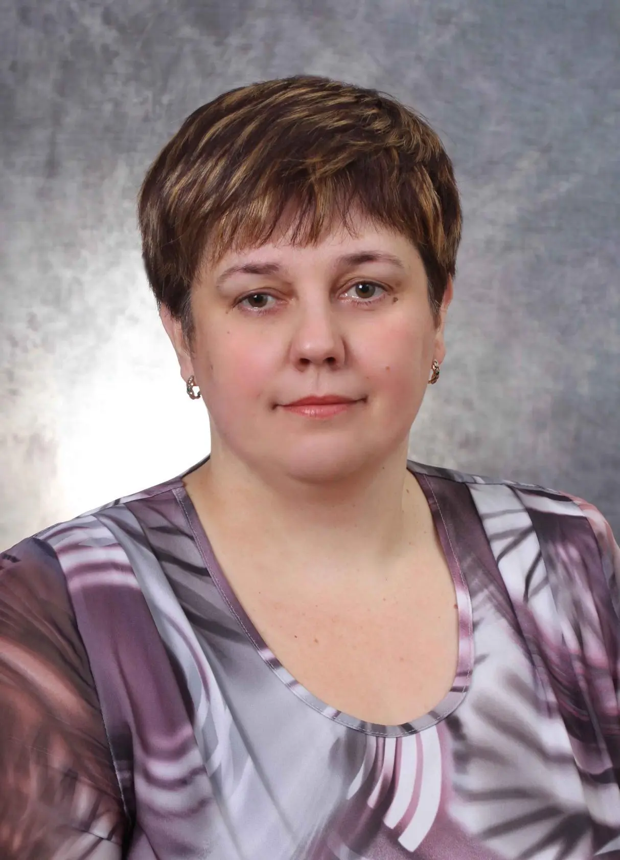Старший воспитатель Расторгуева Лариса Викторовна.